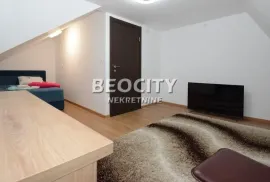 Barajevo, Meljak, Brastva jedinstva , 8.0, 380m2, Barajevo, Haus