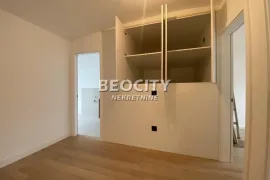 Novi Sad, Centar, Cara Uroša , 6.0, 205m2, Novi Sad - grad, Appartamento