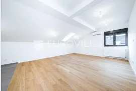 Zagreb, Sesvetski Kraljevec, novouređeni trosobni stan NKP 91 m2, Zagreb, Flat