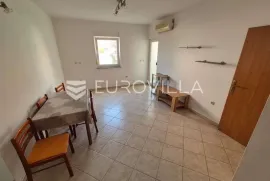 Fažana, Valbandon, jednosoban stan u prizemlju, odlična lokacija, Fažana, Appartment