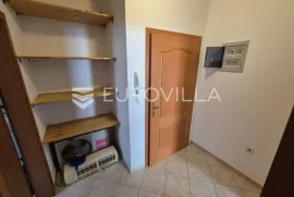 Fažana, Valbandon, jednosoban stan u prizemlju, odlična lokacija, Fažana, Appartment