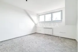 Zagreb, Sesvete, poslovni prostor NKP 160 m2, Zagreb, Poslovni prostor