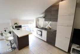 RIJEKA, CENTAR - Moderni 2S+DB stan/apartman za najam, Rijeka, Διαμέρισμα