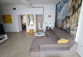 RIJEKA, CENTAR - Moderni 2S+DB stan/apartman za najam, Rijeka, Διαμέρισμα