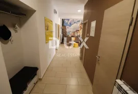 RIJEKA, CENTAR - Moderni 2S+DB stan/apartman za najam, Rijeka, Διαμέρισμα