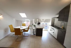 RIJEKA, CENTAR - Moderni 2S+DB stan/apartman za najam, Rijeka, Διαμέρισμα