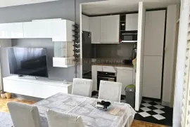 Zagreb-Novi Zagreb-Dugave,Prodaja,40m2,2s,namješten, Zagreb, Appartement