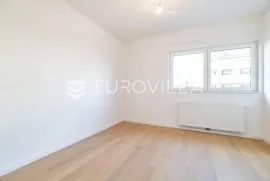 Zagreb, Blato, NOVOGRADNJA, moderan trosoban stan NKP 105,86 m2 s vrtom, parking, Appartamento