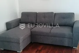 Istra, Rovinj, dugoročni najam jednosobnog stana 65m2 na drugom katu s parkirnim mjestom, Rovinj, Appartement