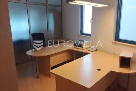 Dubrovnik,Batala, poslovni prostor,parking u garaži!, Dubrovnik, Commercial property