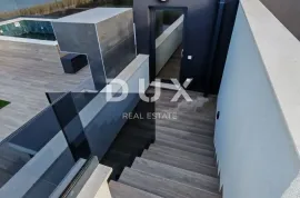 ZADAR, PRIVLAKA - Vrhunski penthouse s grijanim bazenom na krovnoj terasi! S6, Privlaka, شقة