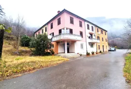 Istra,Buzet okolica-Stan u prizemlju resorta, Oprtalj, Apartamento