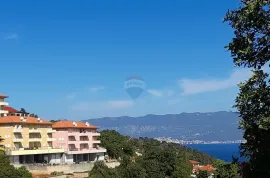 OTOK KRK-VRBNIK,samostojeća kuća sa dva apartmana, Vrbnik, Famiglia