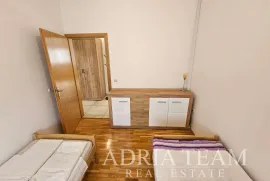 DVOSOBNI APARTMAN, 400 m OD MORA, VRSI - MULO, Nin, Appartamento