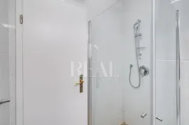 Prilika za investiciju u centru grada 70m2 !, Rijeka, Appartment