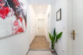 Prilika za investiciju u centru grada 70m2 !, Rijeka, Appartment