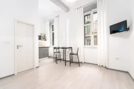 Prilika za investiciju u centru grada 70m2 !, Rijeka, Appartment