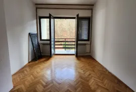 Zagreb, Črnomerec, 266m2, 4 stana, garaža,, Zagreb, بيت