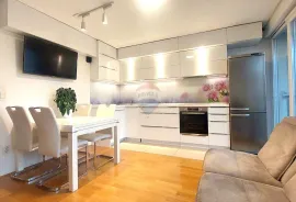 Zagreb, Stenjevec, četverosoban stan 53 m2, Zagreb, Appartment