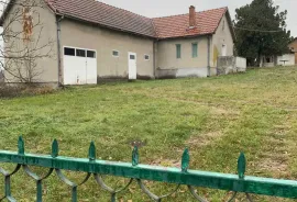 Prodajem dve kuce u Vrbovnu-Lazarevac, Lazarevac, Famiglia