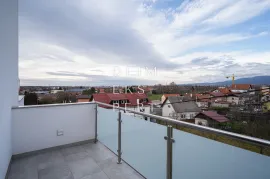 Brestje, NAJAM - Trosoban stan na zadnjem katu - 55m2, Zagreb, Appartement