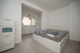 Brestje, NAJAM - Trosoban stan na zadnjem katu - 55m2, Zagreb, Appartement