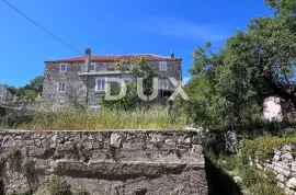 ŠIBENIK, ZLARIN - Kamena kuća s pogledom na more, Šibenik - Okolica, Ev