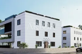 Otok Krk, apartman u prizemlju sa okućnicom, Krk, Flat