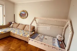 Prodaja, Novi Zagreb, stan 224m2 sa garažom i VPM, Zagreb, Apartamento