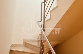 Prodaja, Novi Zagreb, stan 224m2 sa garažom i VPM, Zagreb, Apartamento