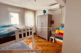 Prodaja, Novi Zagreb, stan 224m2 sa garažom i VPM, Zagreb, Apartamento