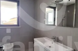 KVALITETNA NOVOGRADNJA PENTHOUSE SA ČETIRI SPAVAĆE SOBE, Pula, Appartment