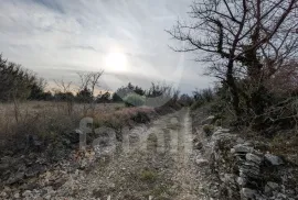 EKSKLUZIVNO VELIKO POLJOPRIVREDNO ZEMLJIŠTE S POGLEDOM NA MORE, Vodnjan, Γη