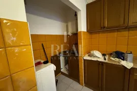 SAMO KOD NAS! Opatija, Kosićevo 2SKL, stan s balkonom, 50 m2, Opatija, Διαμέρισμα