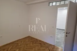 TRSAT-ODLIČNA LOKACIJA, 1S+DB OD 45 m2, Rijeka, Apartamento