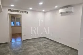 TRSAT-ODLIČNA LOKACIJA, 1S+DB OD 45 m2, Rijeka, Appartement