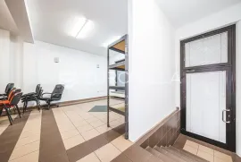 Zagreb, Trnje, poslovni prostor NKP 150 m2, Zagreb, Propiedad comercial