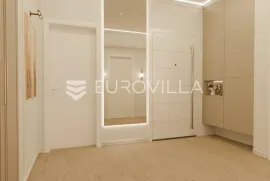 Zagreb, Donji grad, atraktivan trosoban stan NKP 95 m2, Zagreb, Flat