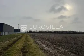 Đakovo, Industrijska zona, poljoprivredno zemljište 6418 m2, Đakovo, Terrain