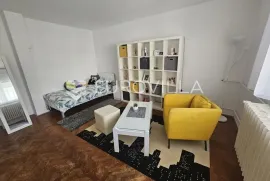 Osijek, Centar, trosoban stan, 76.66 m2, Osijek, Wohnung