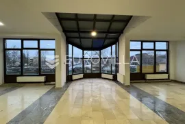 Đakovo, Centar, poslovni prostor 250 m2, TOP lokacija, Đakovo, Propriedade comercial