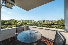 Zagreb, Kustošija, moderan dvosoban stan + parking NKP 44,68 m2, Zagreb, Appartement