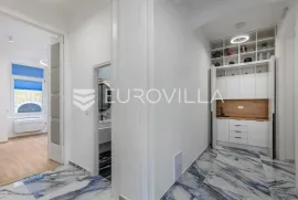 Rijeka, Centar, luksuzno uređen poslovni prostor NKP 87 m2, Rijeka, Appartement