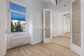 Rijeka, Centar, luksuzno uređen poslovni prostor NKP 87 m2, Rijeka, Wohnung