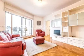 Zagreb, Horvaćanska, svijetao i funkcionalan trosoban penthouse 93 m2 + garaža, Zagreb, Flat