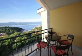 Vrbnik, otok Krk- apartman 65m2 s pogledom na more, Vrbnik, Wohnung