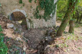 Hreljin - starina sa zemljištem, Bakar, Maison