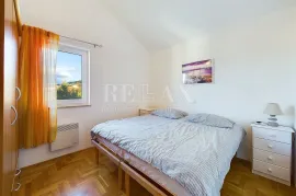 Dramalj - dvoetažni stan s panoramskim pogledom na more, Crikvenica, Wohnung