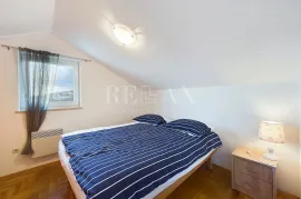 Dramalj - dvoetažni stan s panoramskim pogledom na more, Crikvenica, Wohnung