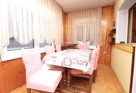 Bestovje, kuća za 16 radnika, 180m2, Sveta Nedelja, Famiglia